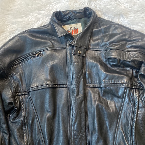 Vintage Global Identity G-lll Leather Jacket, Size Small - Picture 5 of 15